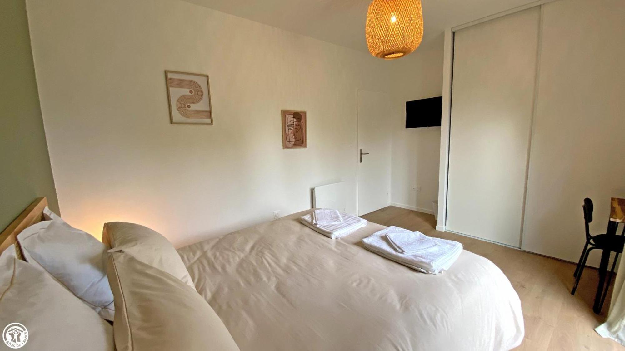 Breakislebed 3 Maisons Chu Limoges Extérieur photo