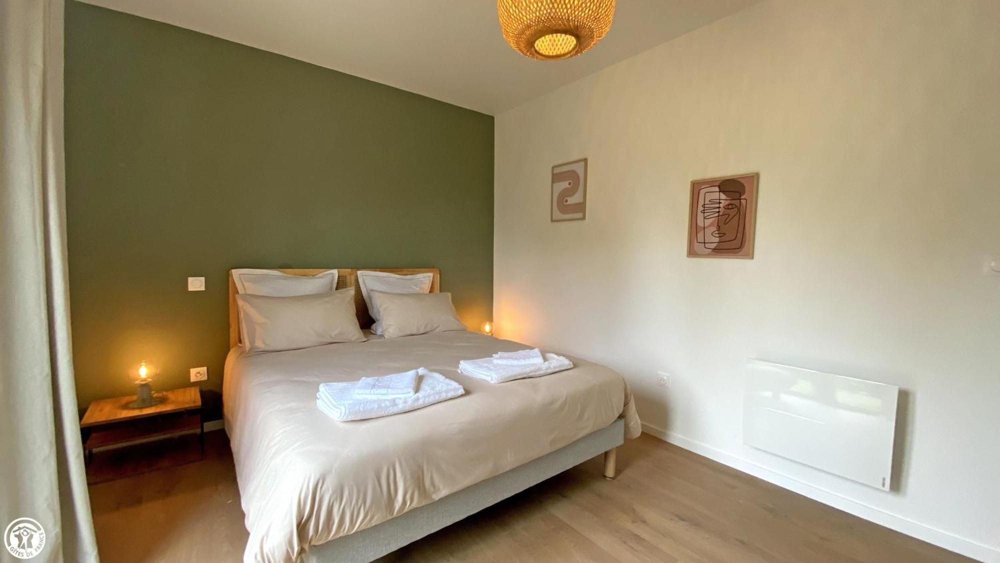 Breakislebed 3 Maisons Chu Limoges Extérieur photo