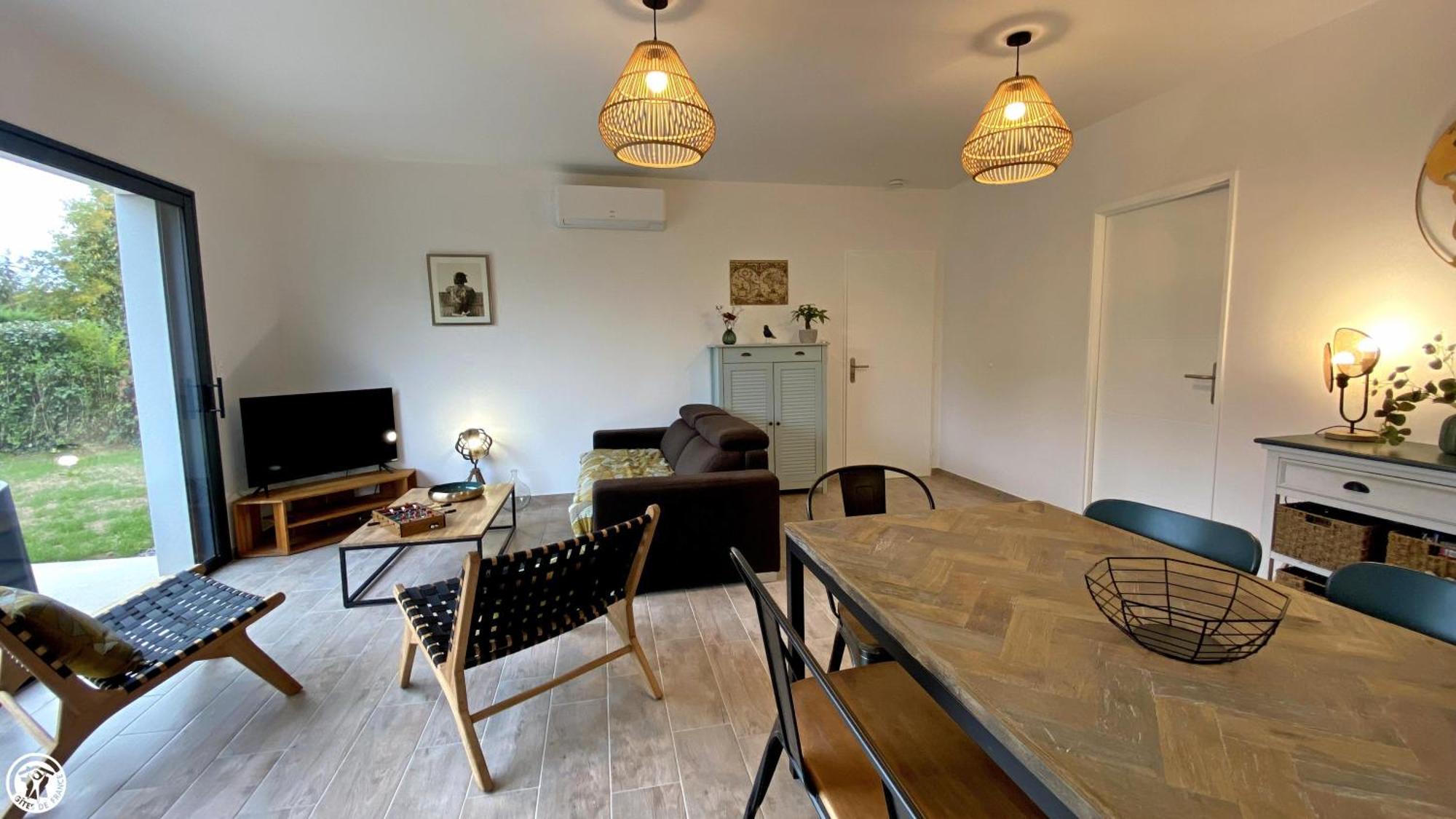 Breakislebed 3 Maisons Chu Limoges Extérieur photo