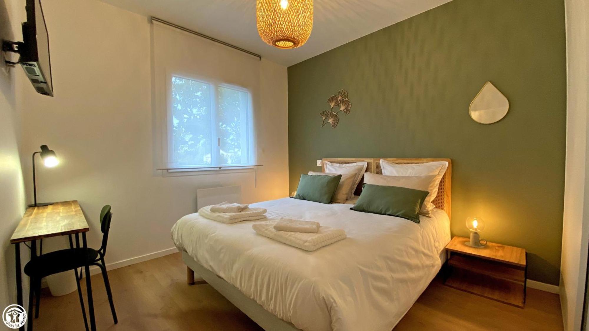 Breakislebed 3 Maisons Chu Limoges Extérieur photo